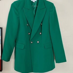 Beautiful green blazer! Great Material!